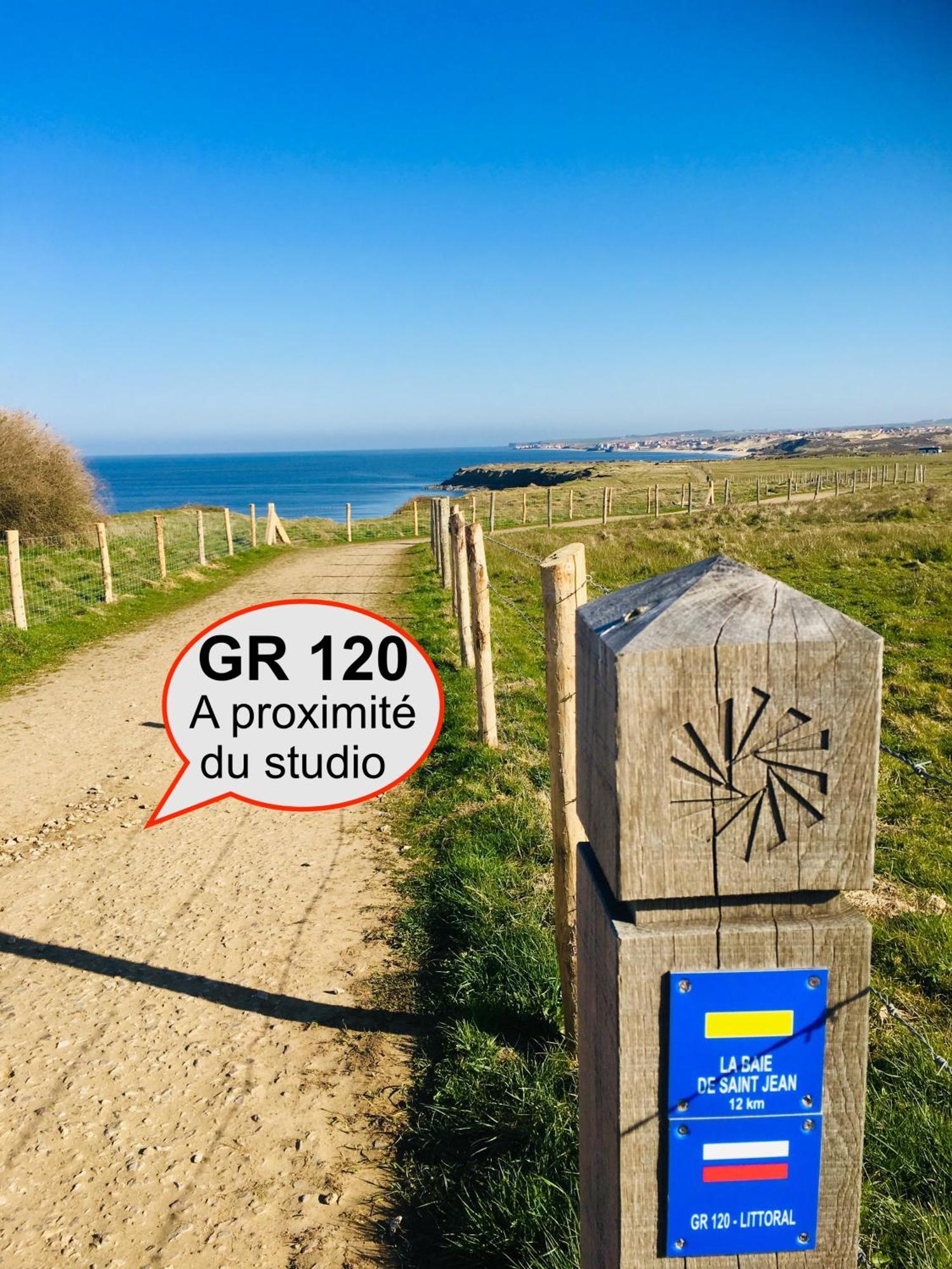 Brise De Mer Sur La Naturelle, Studio A Wimereux , Parking Ngoại thất bức ảnh