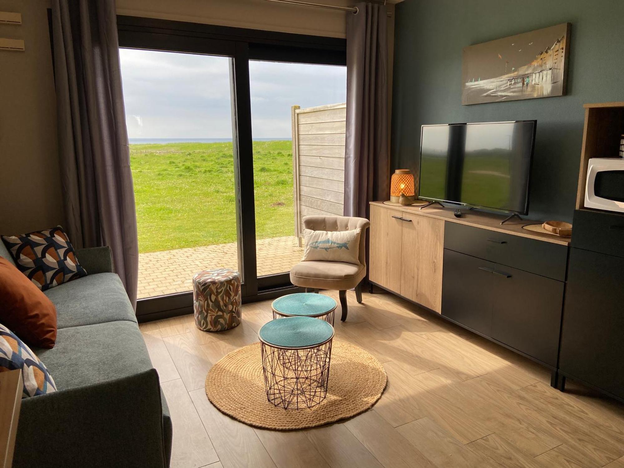Brise De Mer Sur La Naturelle, Studio A Wimereux , Parking Ngoại thất bức ảnh