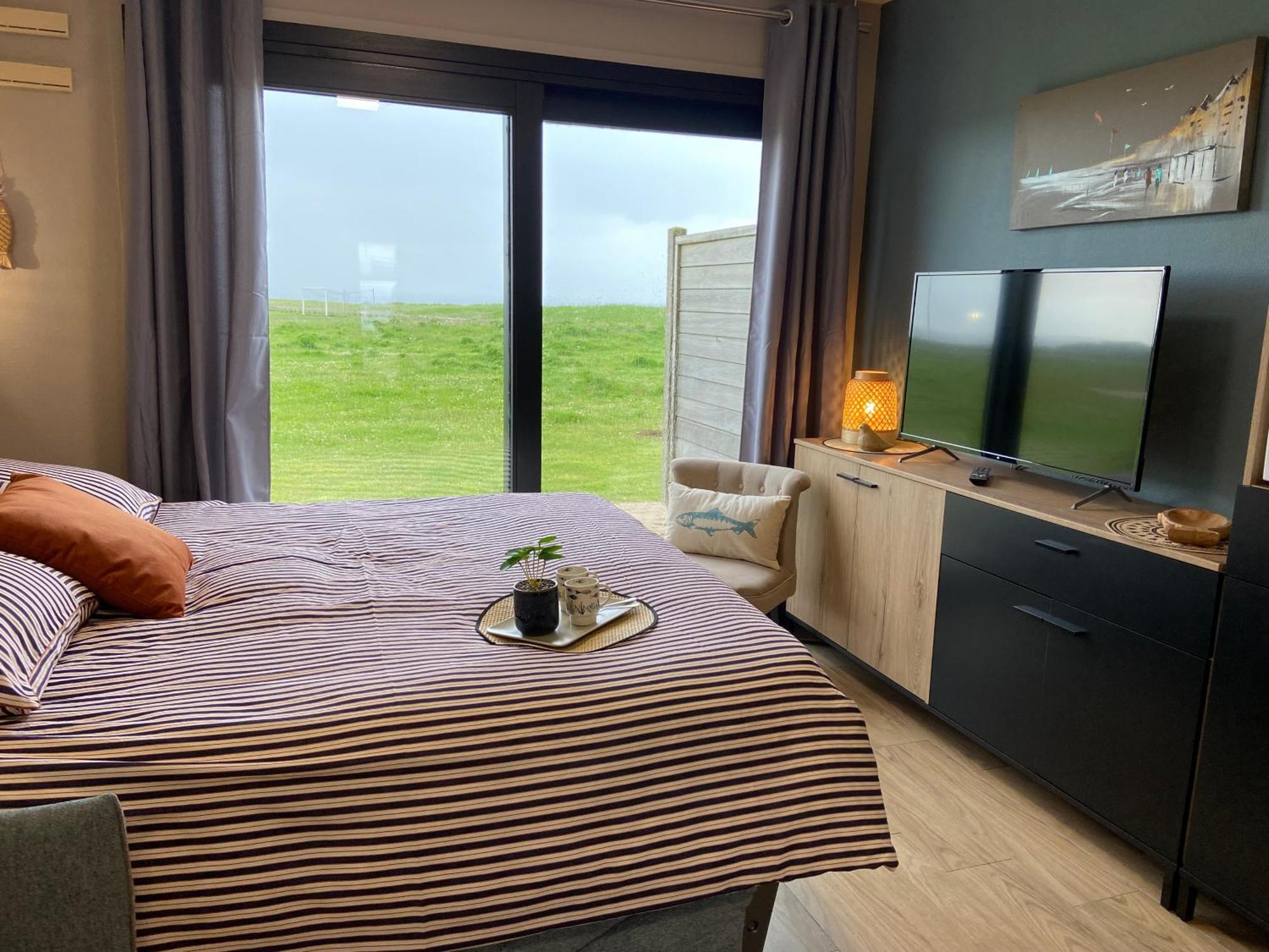 Brise De Mer Sur La Naturelle, Studio A Wimereux , Parking Ngoại thất bức ảnh