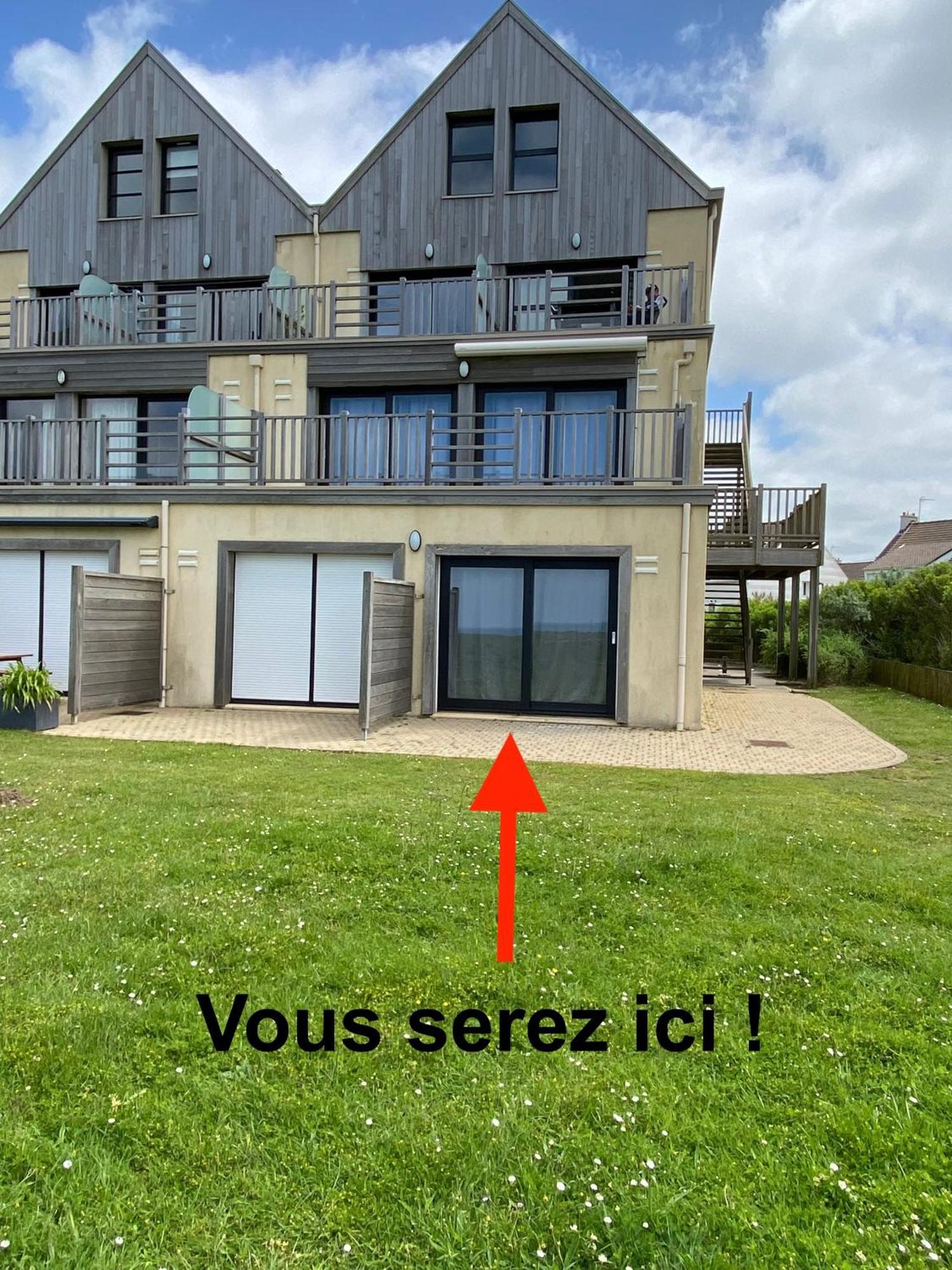 Brise De Mer Sur La Naturelle, Studio A Wimereux , Parking Ngoại thất bức ảnh